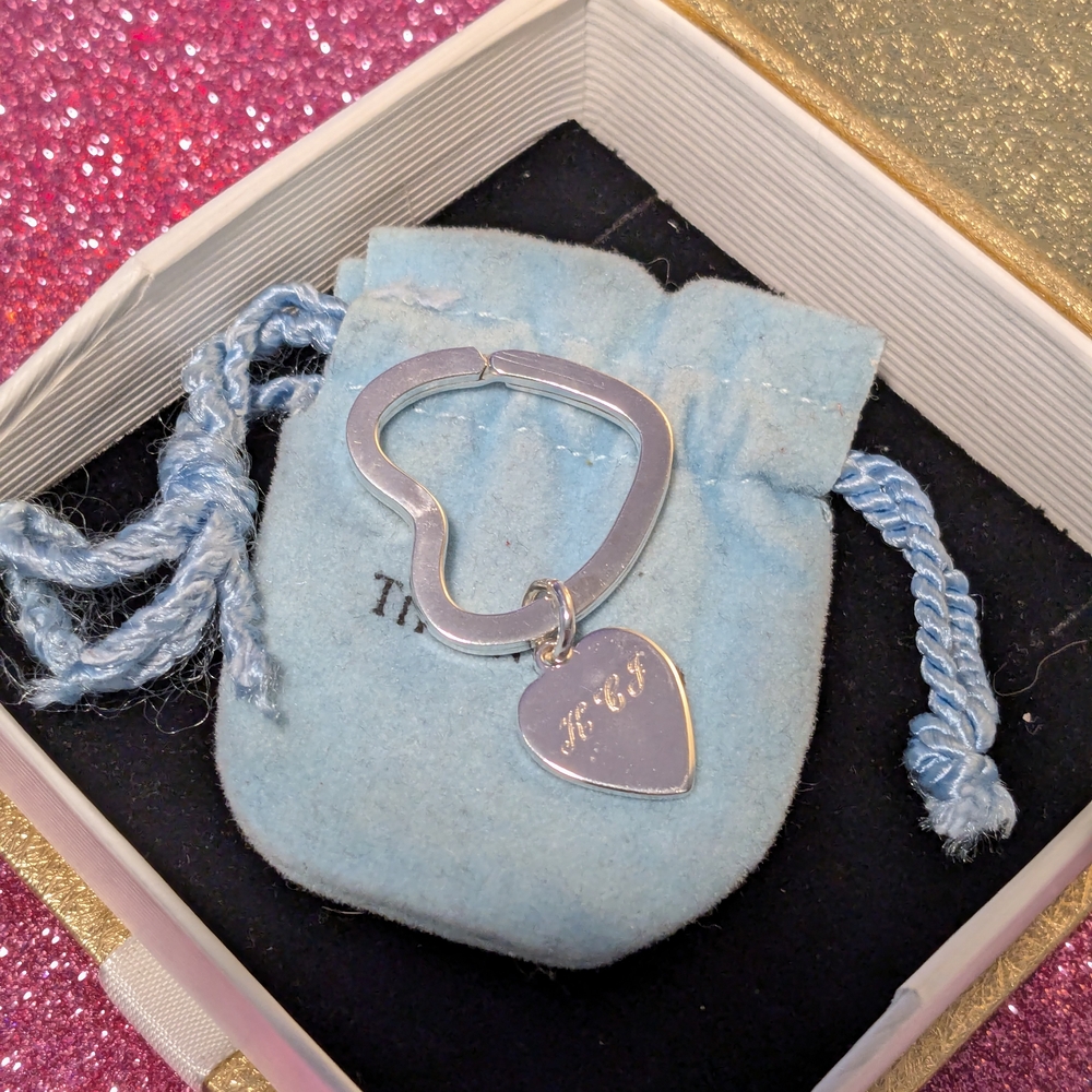Tiffany & Co. Silver Heart Keychain - Picture 4 of 7